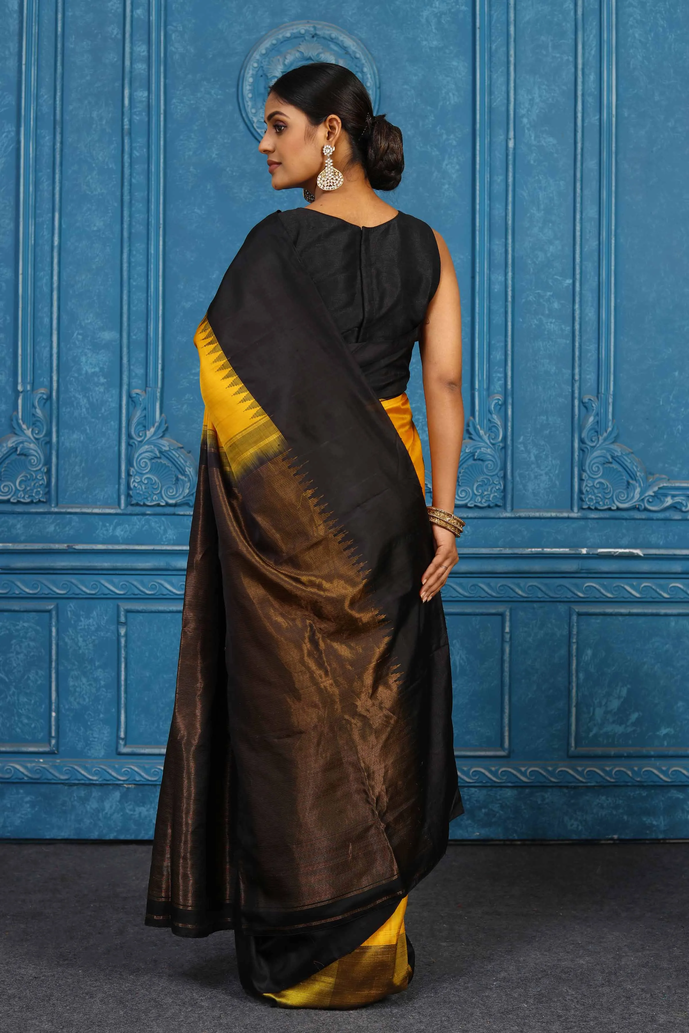 91A462 Yellow and Black Gadhwal Silk Saree with Zari Pallu